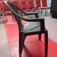 sedia impilabile di plastica regge 150 kg