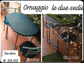 Tavolino da esterno o interno+due sedie 🏡