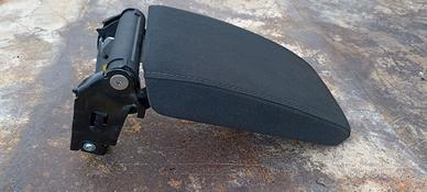 bracciolo anteriore estensibile originale golf 6