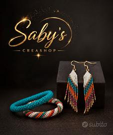 Set di orecchini e 2 braccialetti