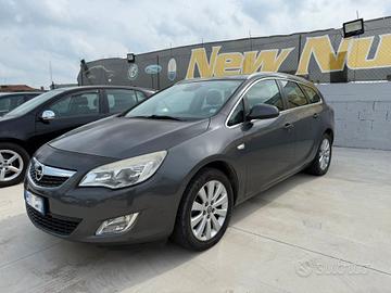 Opel Astra 1.7 CDTI 110CV 5 porte Cosmo