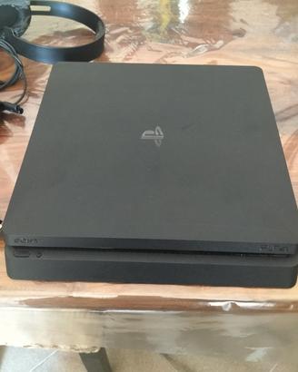 Ps4 Slim + giochi 