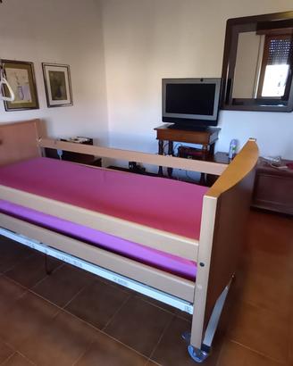 Letto per riabilitazioni elettrico
