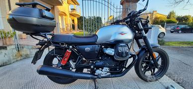 MotoGuzzi V7 III Stone S