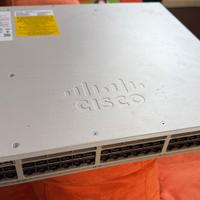 Switch Cisco Catalyst C9300L-48P-4G-A