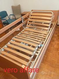Letto ospedaliero elettrico con più  funzioni