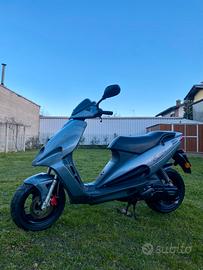 Malaguti phantom f12 digit con 251 km