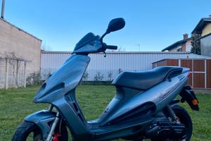 Malaguti phantom f12 digit con 251 km