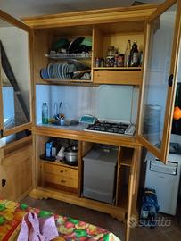 Cucina Armadio/Credenza buonissimo stato , lavasto