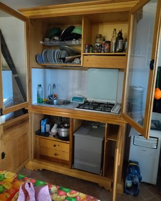 Cucina Armadio/Credenza buonissimo stato , lavasto
