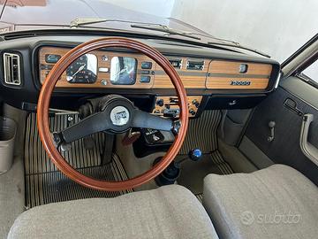 auto d'epoca Lancia 2000
