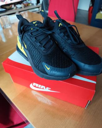 Nike Air Max 270 GS (taglia 6Y / 38,5 EU)
