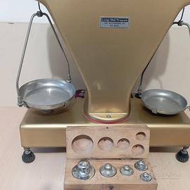 Bilancia di precisione di Dal TROZZO Milano