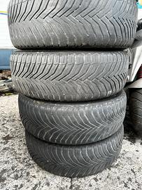 Cerchi con gomme e fanali golf 7