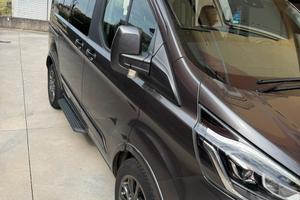 Tourneo Custom 2.0 titanium 185 cv