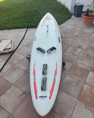 Tavola windsurf Mistral