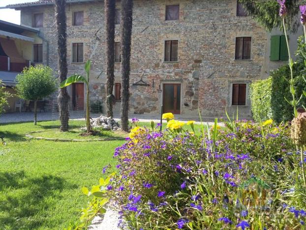 Casale rustico adibito a B&B a Strassoldo