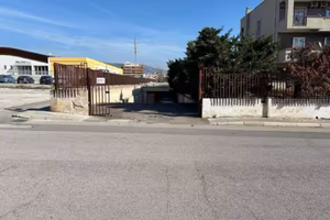 Immobile in asta di 37 m² con box auto doppio a Ma