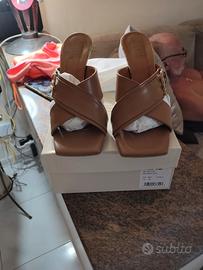 paia di scarpe alviero Martini tg. 39