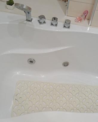 vasca da bagno idromassaggio 