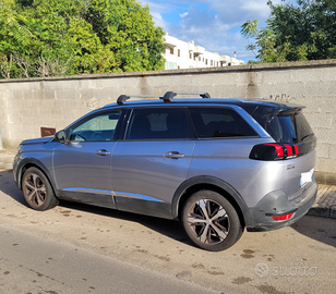 Peugeot 5008 Allure ET8 1.5 diesel 7 posti