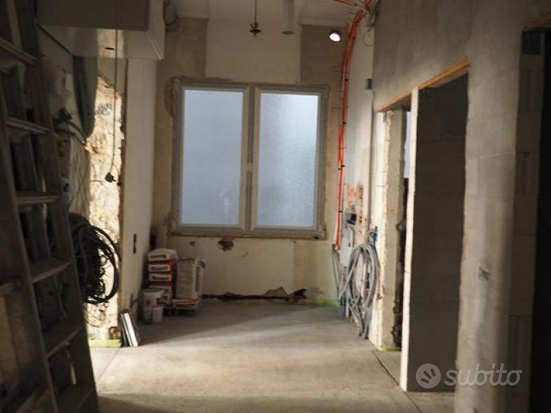 Appartamento – Trieste, Borgo Teresiano, Città Nuova-Barriera Nuova-San Vito-Città Vecchia - Vista 3