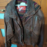 Giubbotto in pelle artigianale