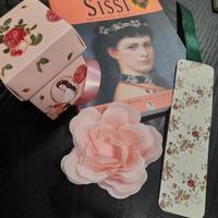 set3pz Sissi L'Imperatrice+petali rosa+segnalibro 