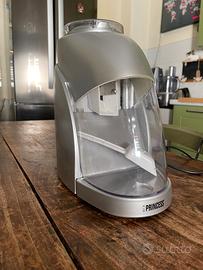 Macchina tritaghiaccio