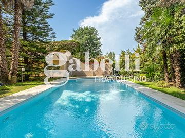 Villa o villino Marano di Napoli [MV2117VRG]