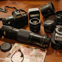 Canon T70 Reflex con molti accessori