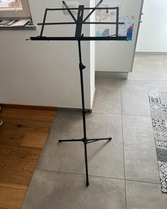 Leggio Bespeco BP01X