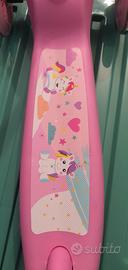 monopattino unicorno bambina