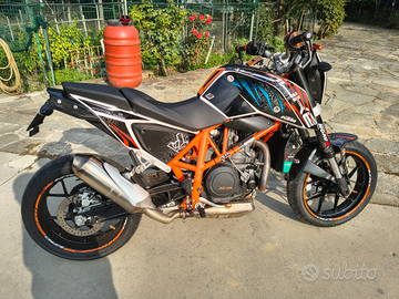 KTM Duke 690