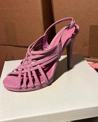 Stock di scarpe da donna nuove