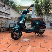 VESPA et125 4tempi anno 2000