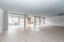 immobile-di-413-m²-con-1-locale-a-cesena