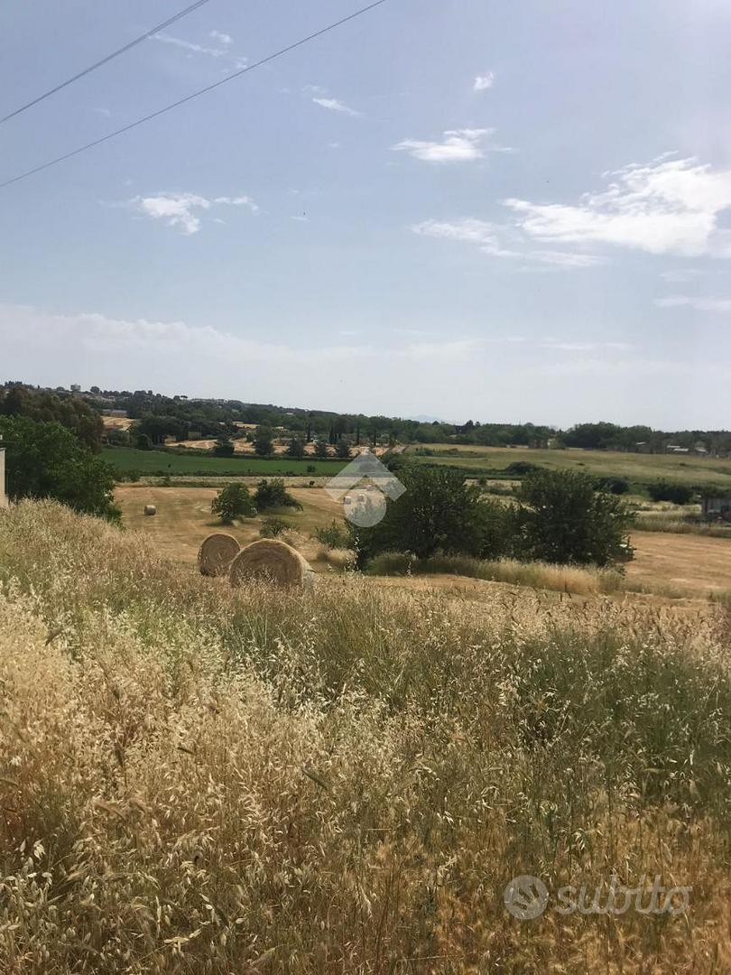 TER. RESIDENZIALE A ANGUILLARA SABAZIA - Vista 5
