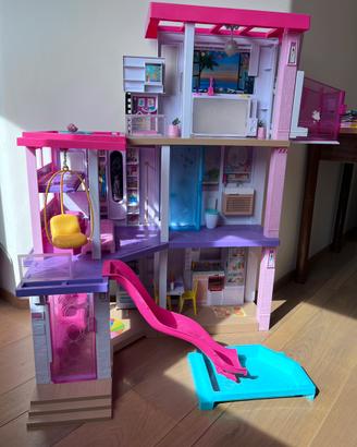 Casa delle Barbie Deluxe