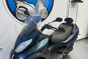 Piaggio MP3 300