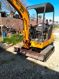 Miniescavatore JCB