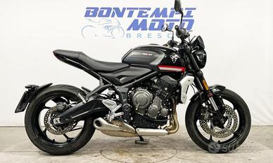 TRIUMPH Trident 660