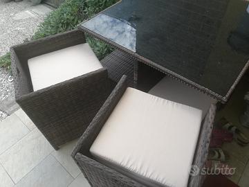 tavolo da esterno per giardino in rattan