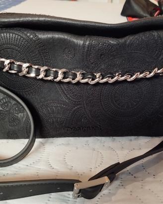 BORSA DESIGUAL TRACOLLA