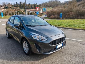 Ford Fiesta KM 25.000 incidentata