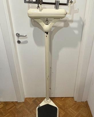Bilancia a colonna Seca, anni '40