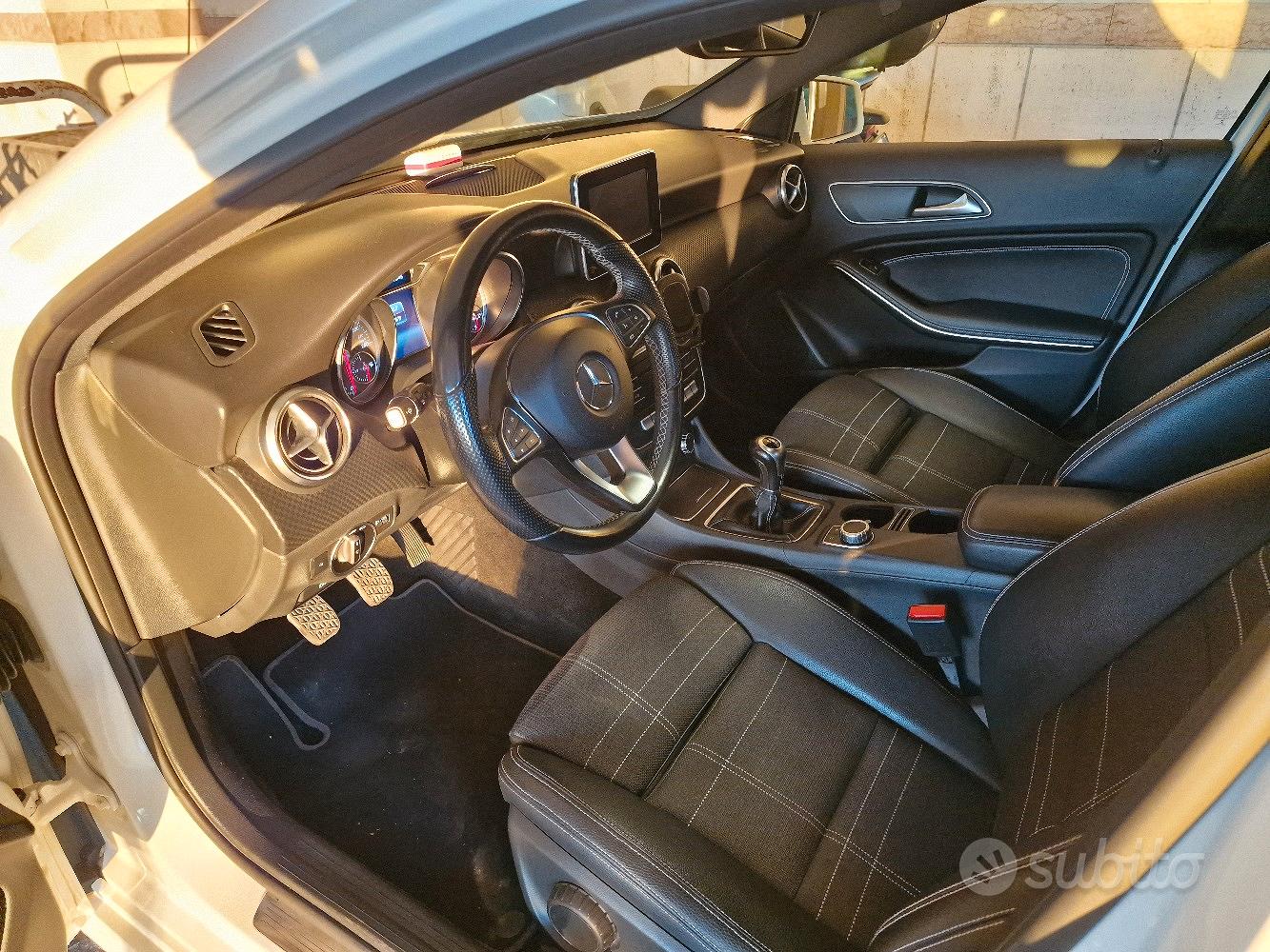 Mercedes-Benz A 2015 photo 4