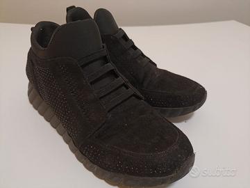 Sneakers nere in tessuto Lora Ferres