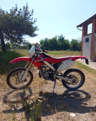 HM 50 CRE