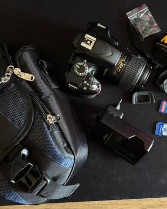Kit Nikon D3200 + 18-55mm VR II + Accessori